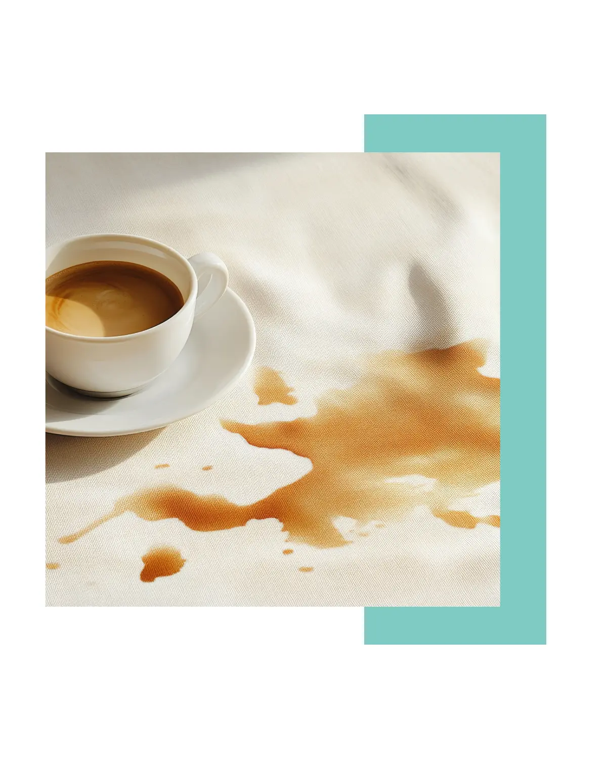 verschütteter Kaffee auf Tischdecke