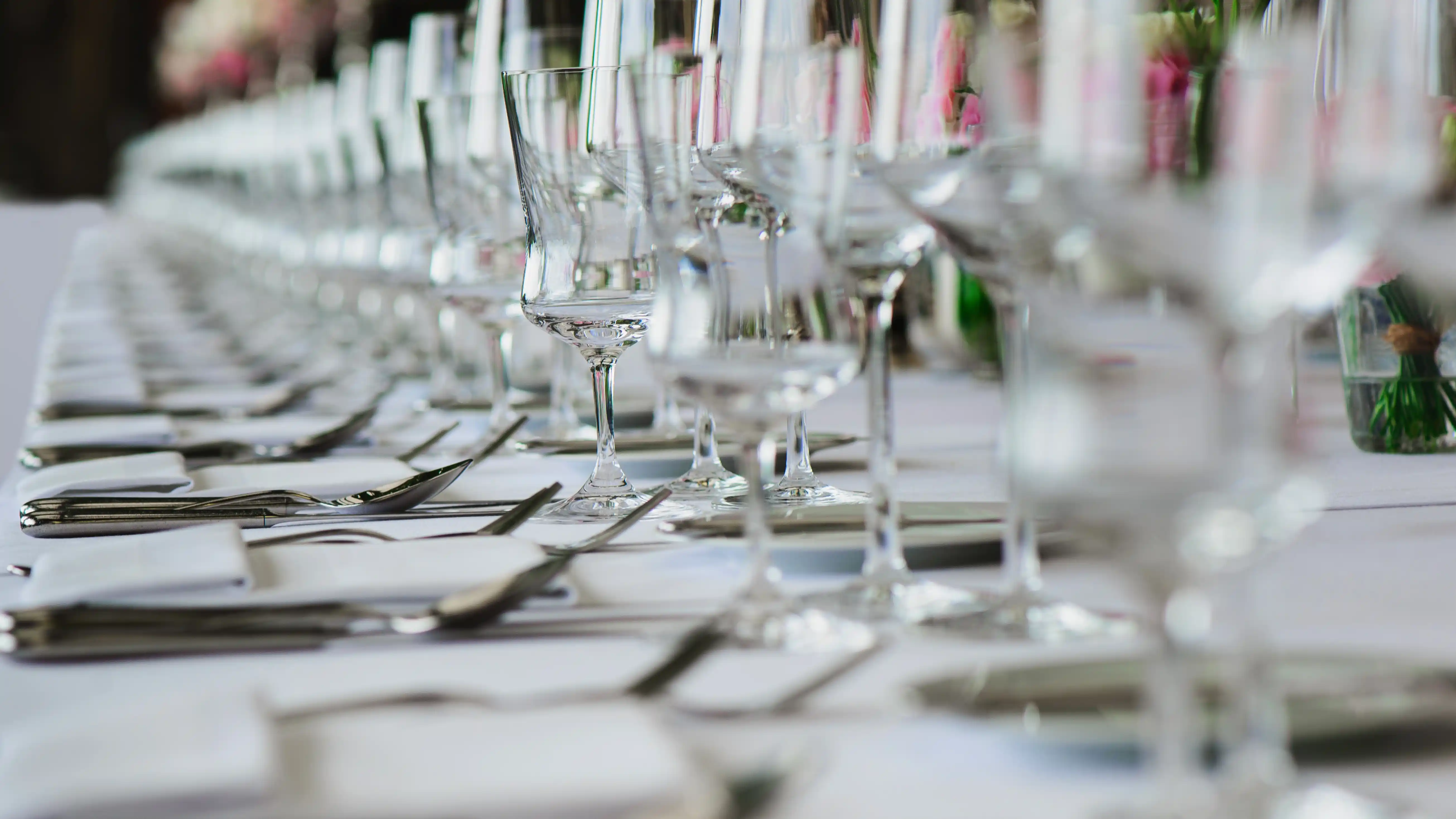 tisch-decken-besteck