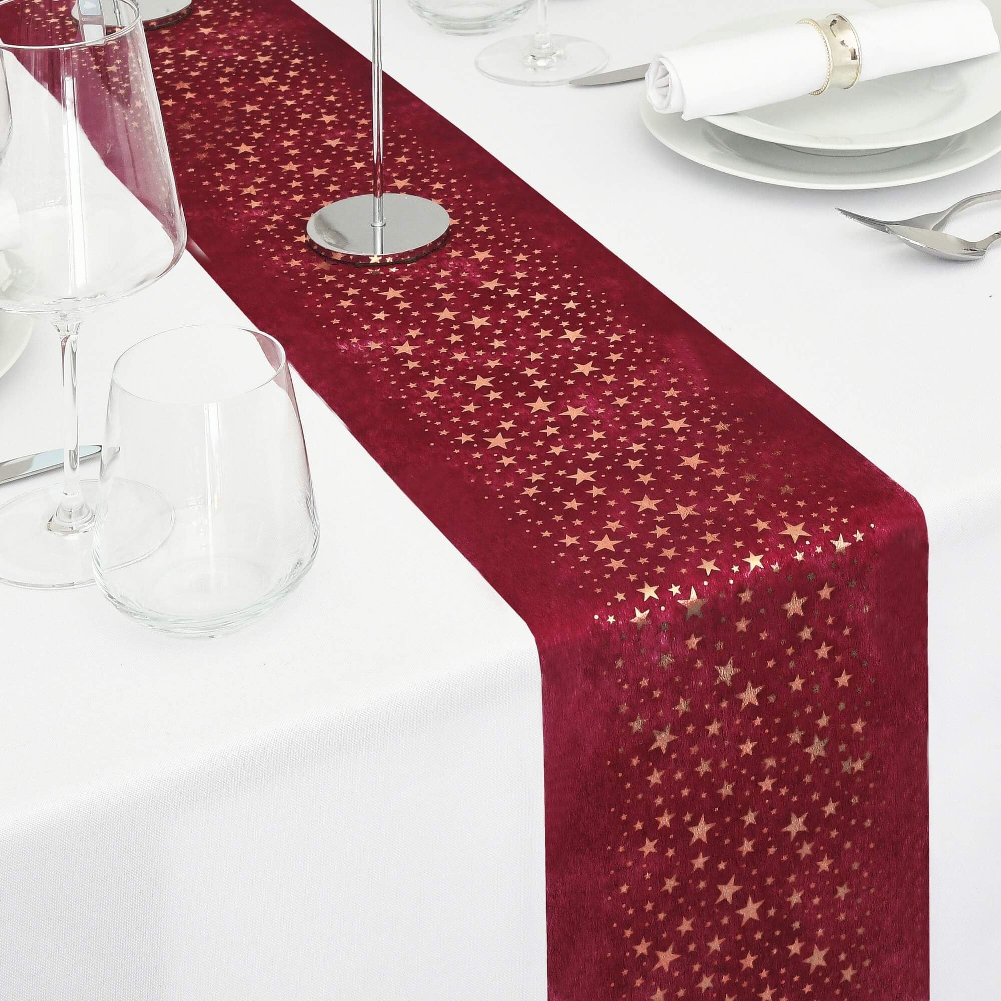 Tischläufer Vlies Rot 5 m – Goldene Sterne, 20 cm Breite, Festliche Weihnachtsdeko, Elegantes Tischband für Weihnachten & Events