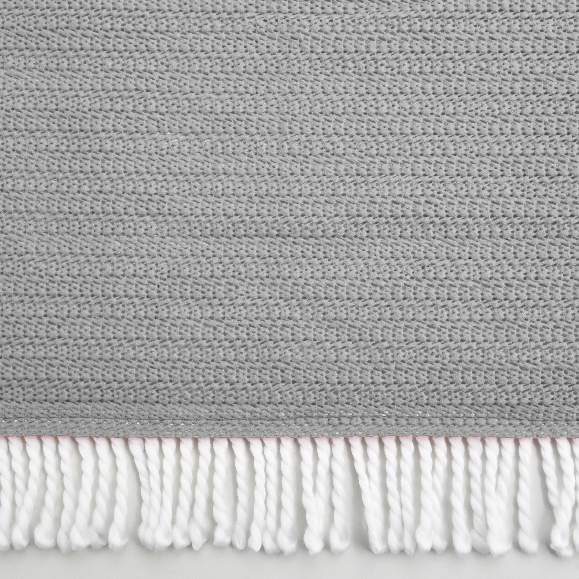 Gartentischdecke mit Fransen eckig 130x160 cm Grau Gartentischdecke mit Fransen eckig 130x160 cm Grau