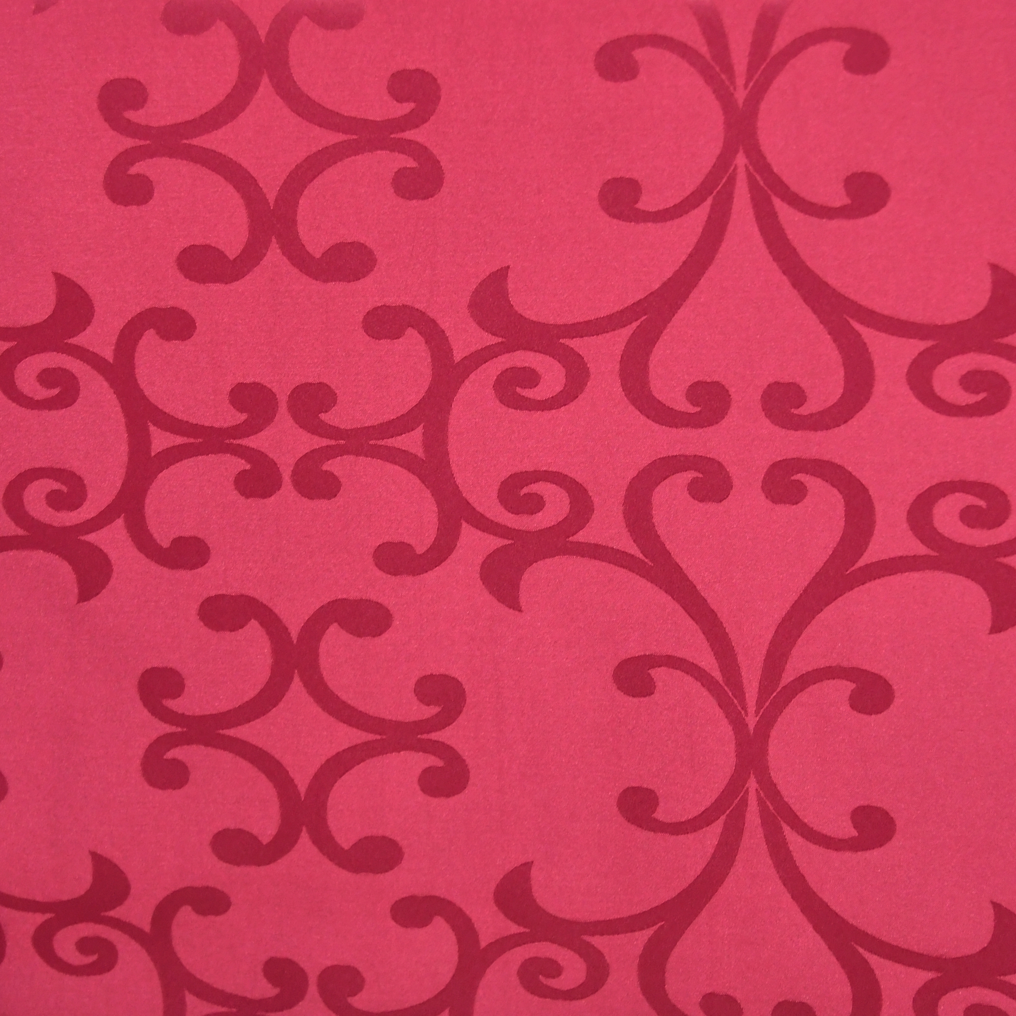 Tischdecken Damast Eckig mit Saum Milano Wein-Rot