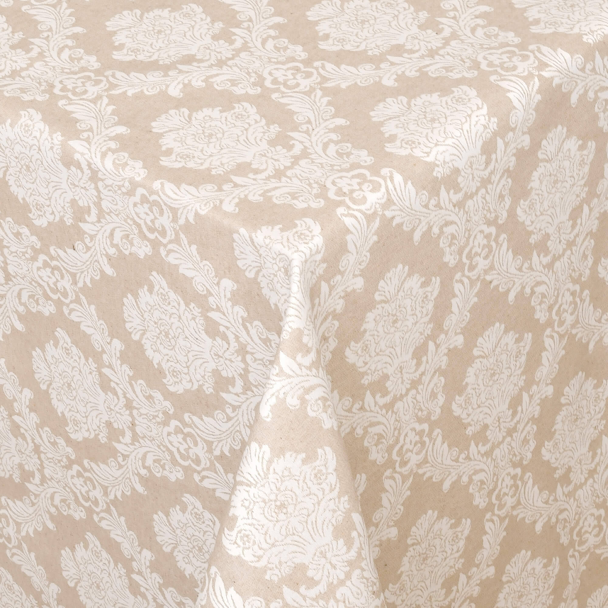 183129837 - Beige